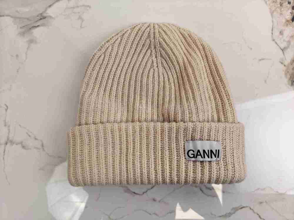 GANNI Cream Beige Ribbed Cuff Beanie Signature Woven Logo Tag Knit Hat